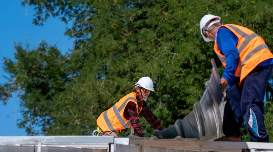 Professional new roof installation services in Cuyahoga Falls, OH